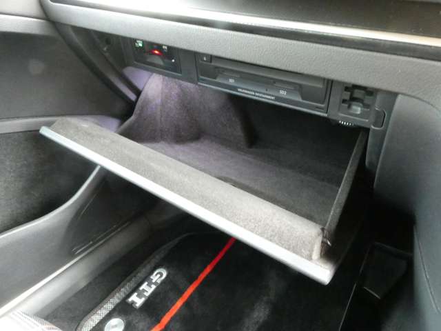 フォルクスワーゲン ゴルフ ＧＴＩ　パフォーマンス H26年 (関東) 99