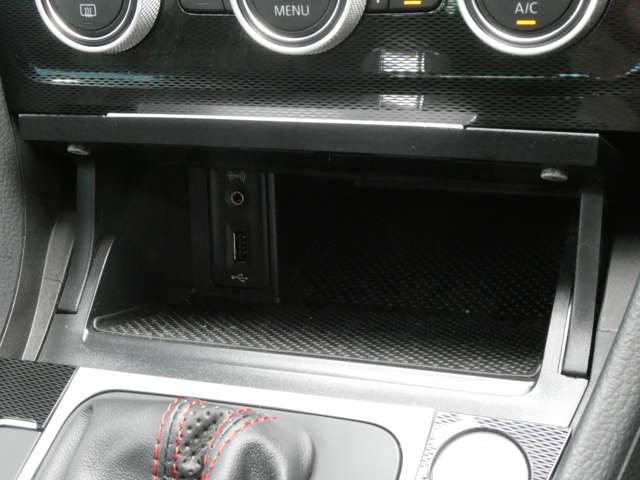 フォルクスワーゲン ゴルフ ＧＴＩ　パフォーマンス H26年 (関東) 99