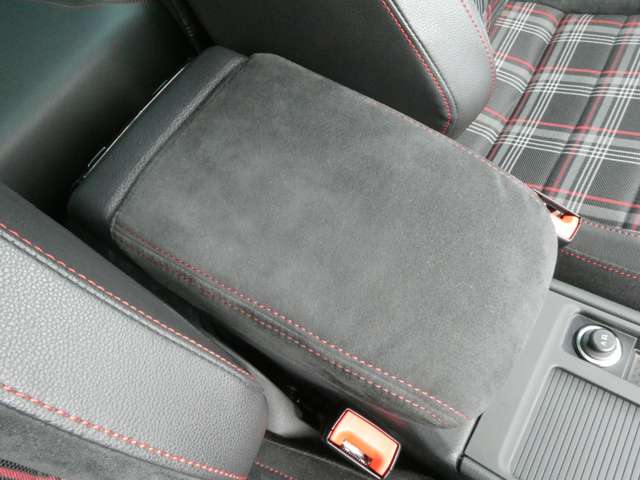 フォルクスワーゲン ゴルフ ＧＴＩ　パフォーマンス H26年 (関東) 99