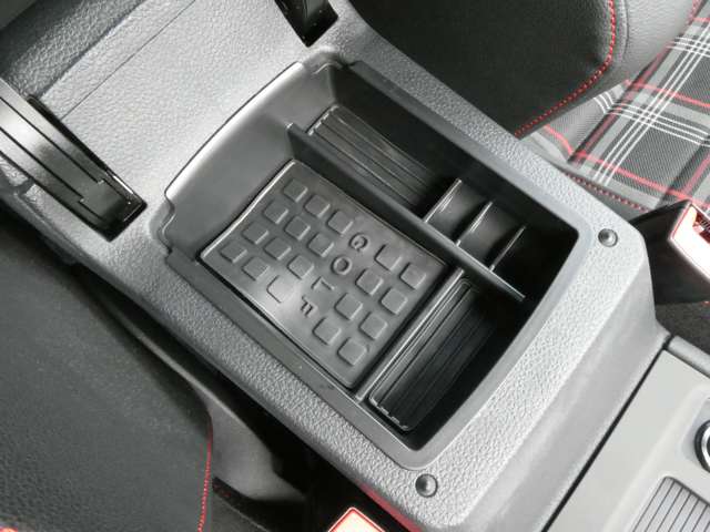 フォルクスワーゲン ゴルフ ＧＴＩ　パフォーマンス H26年 (関東) 99