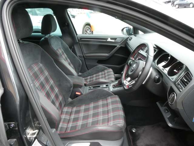 フォルクスワーゲン ゴルフ ＧＴＩ　パフォーマンス H26年 (関東) 99