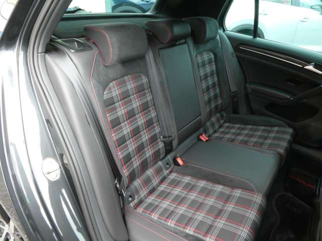 フォルクスワーゲン ゴルフ ＧＴＩ　パフォーマンス H26年 (関東) 99