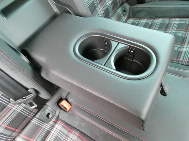 フォルクスワーゲン ゴルフ ＧＴＩ　パフォーマンス H26年 (関東) 99