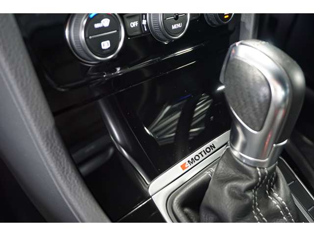 フォルクスワーゲン ゴルフＲ Ｒ ４ＷＤ H30年 (北海道) 99