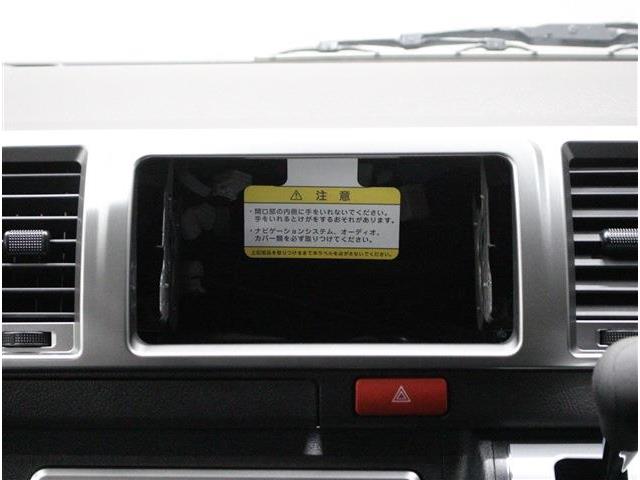 トヨタ ハイエースバン ２．８ スーパーＧＬ ロング ディーゼルターボ ４ＷＤ R7年 (北海道) 99