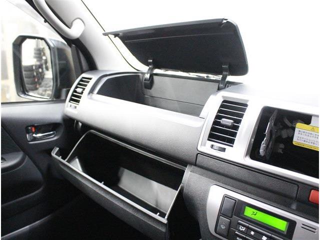 トヨタ ハイエースバン ２．８ スーパーＧＬ ロング ディーゼルターボ ４ＷＤ R7年 (北海道) 99