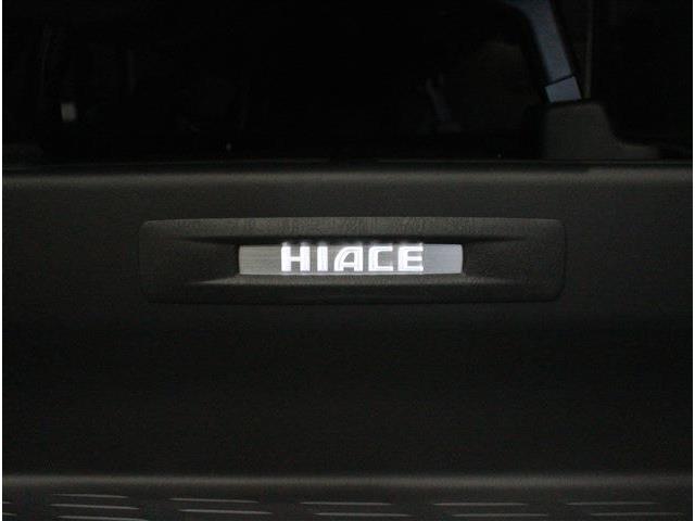 トヨタ ハイエースバン ２．８ スーパーＧＬ ダークプライム Ｓ ロングボディ ディーゼルターボ ４ＷＤ R7年 (北海道) 99