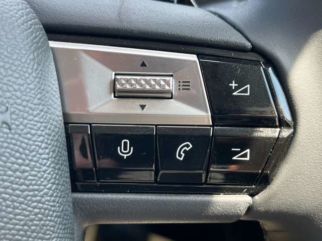 シトロエン ＤＳ４ エトワール ブルーＨＤＩ ディーゼルターボ R7年 (東北) 99