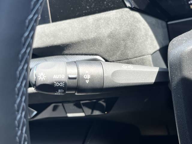 シトロエン ＤＳ４ エトワール ブルーＨＤＩ ディーゼルターボ R7年 (東北) 99