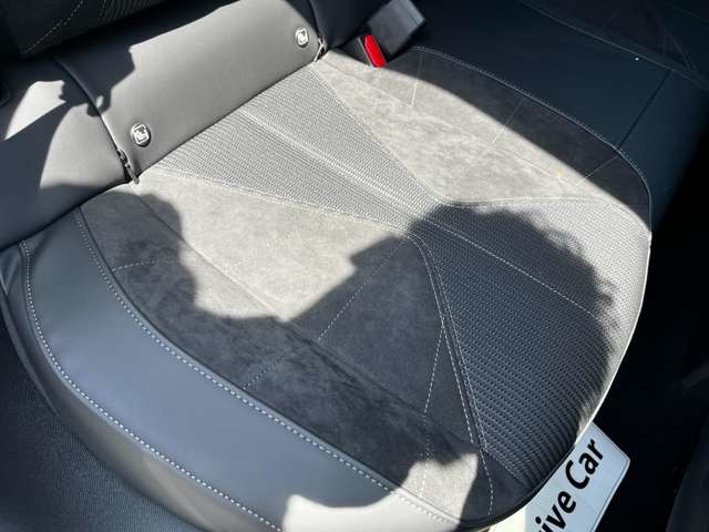 シトロエン ＤＳ４ エトワール ブルーＨＤＩ ディーゼルターボ R7年 (東北) 99