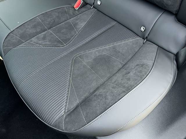 シトロエン ＤＳ４ エトワール ブルーＨＤＩ ディーゼルターボ R7年 (東北) 99