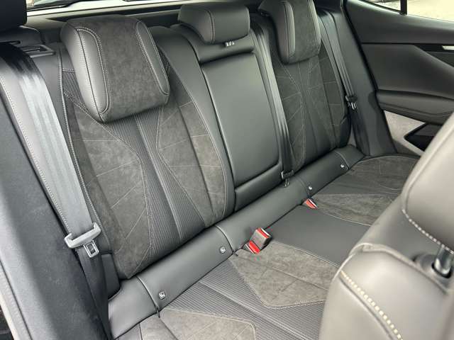 シトロエン ＤＳ４ エトワール ブルーＨＤＩ ディーゼルターボ R7年 (東北) 99