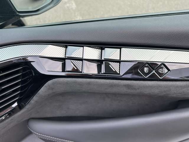 シトロエン ＤＳ４ エトワール ブルーＨＤＩ ディーゼルターボ R7年 (東北) 99