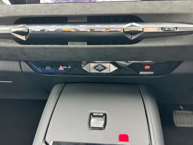 シトロエン ＤＳ４ エトワール ブルーＨＤＩ ディーゼルターボ R7年 (東北) 99