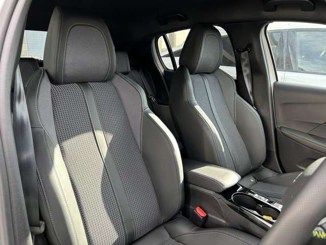 プジョー ｅ−２０８ ＧＴ R6年 (東北) 99