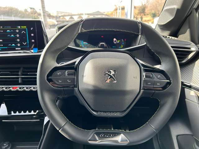 プジョー ｅ−２０８ ＧＴ R6年 (東北) 99
