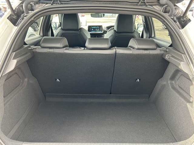 プジョー ｅ−２０８ ＧＴ R6年 (東北) 99