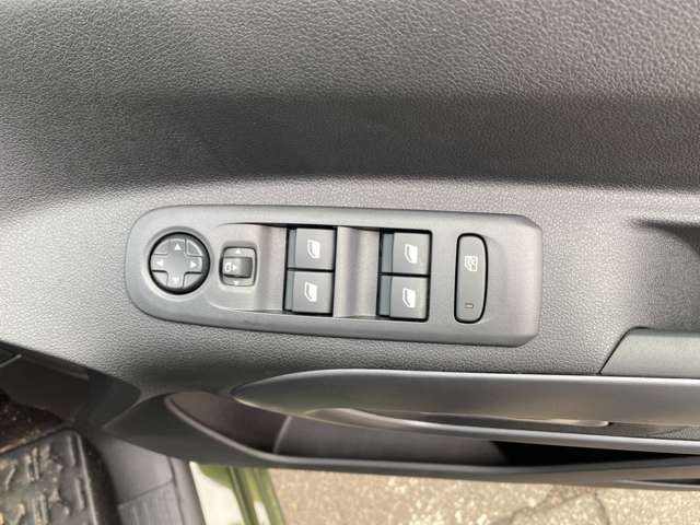 シトロエン ベルランゴ マックス ブルーＨＤＩ ディーゼルターボ R6年 (東北) 99