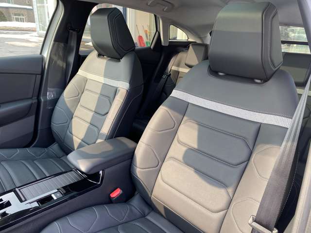 シトロエン Ｅ−Ｃ４ マックス R6年 (東北) 99