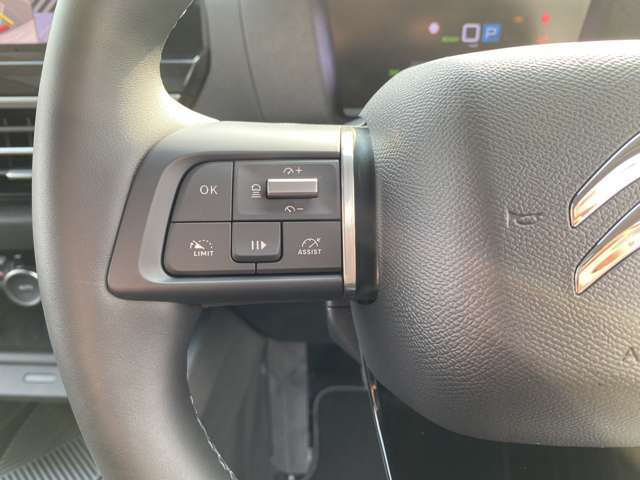 シトロエン Ｅ−Ｃ４ マックス R6年 (東北) 99