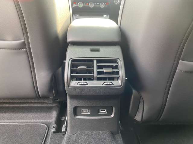 シトロエン Ｅ−Ｃ４ マックス R6年 (東北) 99