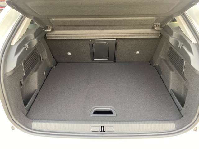 シトロエン Ｅ−Ｃ４ マックス R6年 (東北) 99