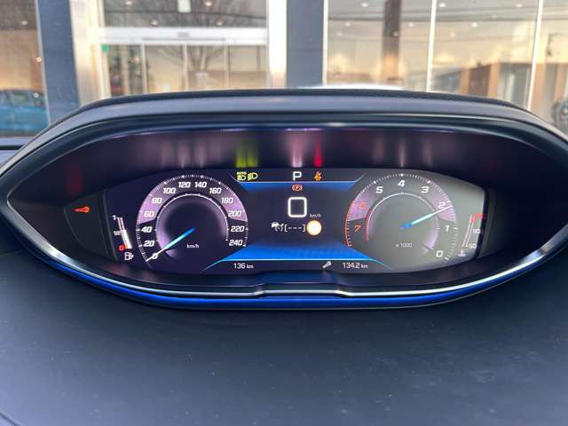 プジョー ３００８ ＧＴ　エグゼクティブエディション R6年 (東北) 99