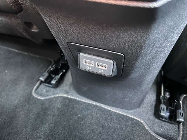 プジョー ３００８ ＧＴ　エグゼクティブエディション R6年 (東北) 99