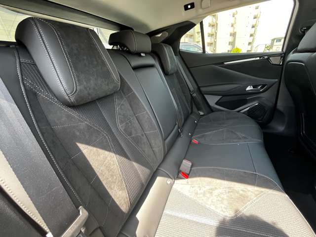 シトロエン ＤＳ４ エトワール ブルーＨＤＩ ディーゼルターボ R7年 (東北) 99