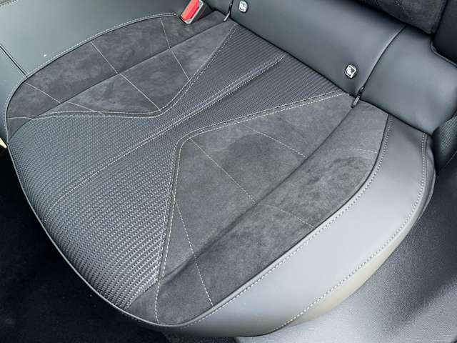 シトロエン ＤＳ４ エトワール ブルーＨＤＩ ディーゼルターボ R7年 (東北) 99