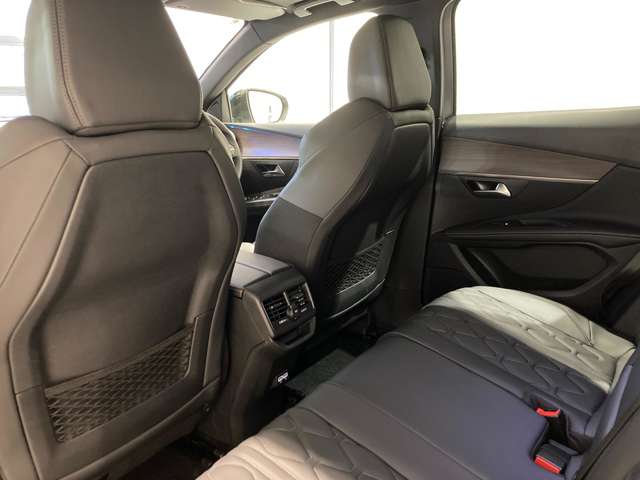 プジョー ３００８ ＧＴ　エグゼクティブエディション R6年 (東北) 99