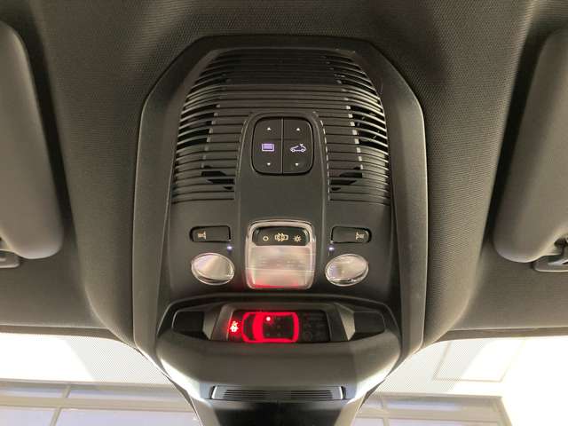 プジョー ３００８ ＧＴ　エグゼクティブエディション R6年 (東北) 99