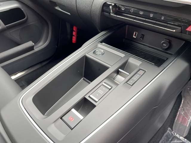 シトロエン Ｃ５　エアクロス　ＳＵＶ　ＰＨＥＶ マックス プラグインハイブリッド R6年 (東北) 99