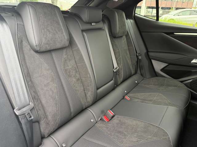 シトロエン ＤＳ４ エトワール ブルーＨＤＩ ディーゼルターボ R7年 (東北) 99