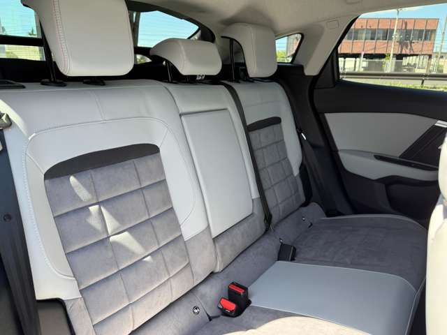 シトロエン Ｃ４ マックス　ハイブリッド R7年 (東北) 99