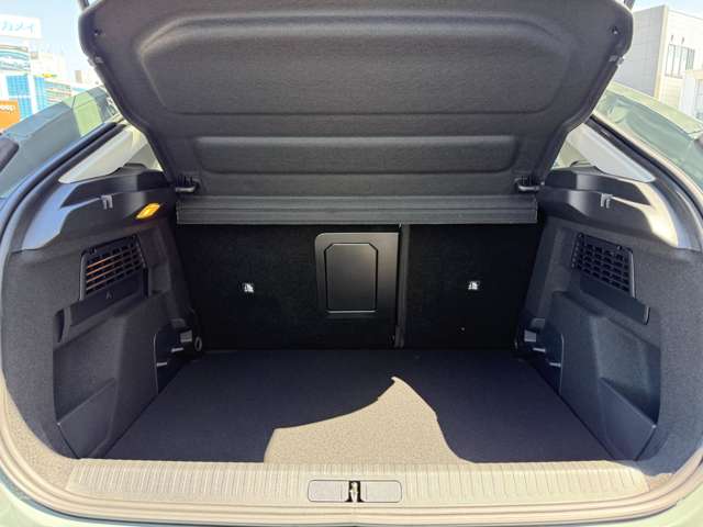 シトロエン Ｃ４ マックス　ハイブリッド R7年 (東北) 99