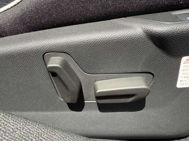 シトロエン Ｃ４ マックス　ハイブリッド R7年 (東北) 99