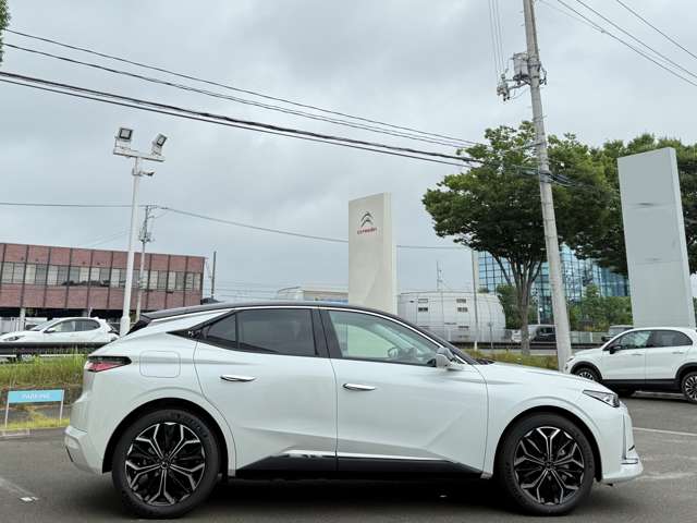 シトロエン ＤＳ４ エトワール ブルーＨＤＩ ディーゼルターボ R7年 (東北) 99