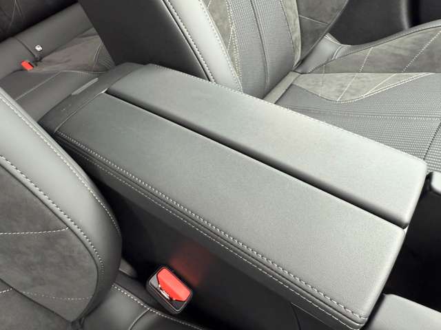 シトロエン ＤＳ４ エトワール ブルーＨＤＩ ディーゼルターボ R7年 (東北) 99