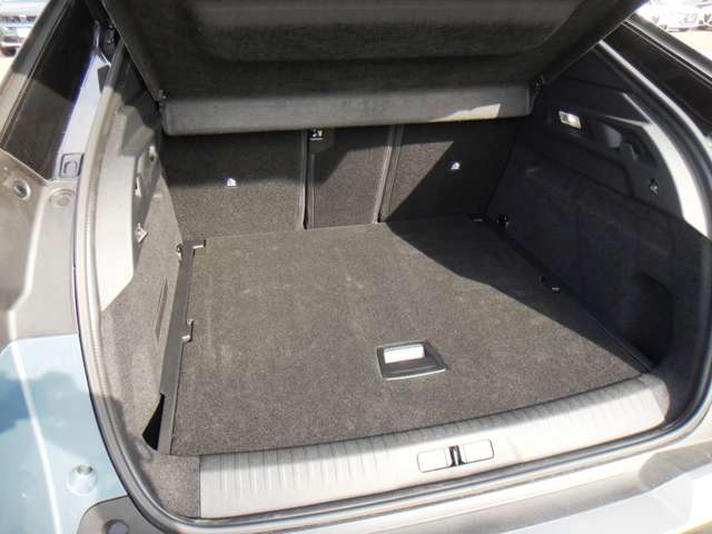 プジョー ３００８ ＧＴ アルカンタラパッケージ ハイブリッド R7年 (東北) 99