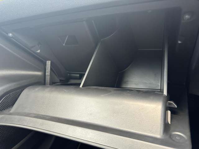 プジョー ＳＵＶ ２００８ ＧＴ ブルーＨＤＩ ディーゼルターボ R7年 (東北) 99