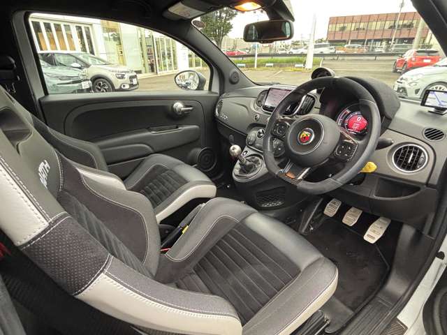 アバルト ５９５ コンペティツィオーネ H29年 (東北) 99