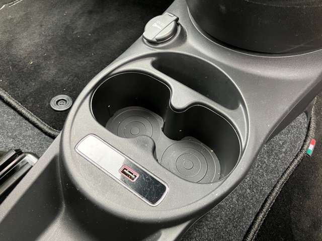 フィアット ５００（チンクエチェント） １．２ ポップ R2年 (東北) 99