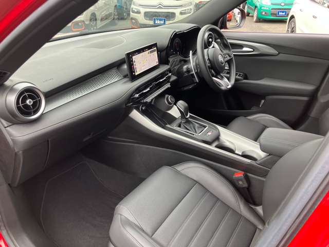 アルファロメオ トナーレ ハイブリッド ヴェローチェ R5年 (東北) 99