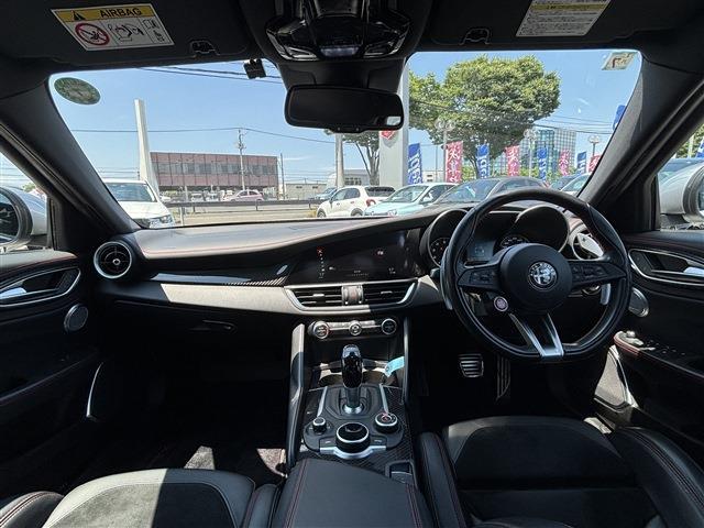 アルファロメオ ジュリア クアドリフォリオ　アルジェント H30年 (東北) 99