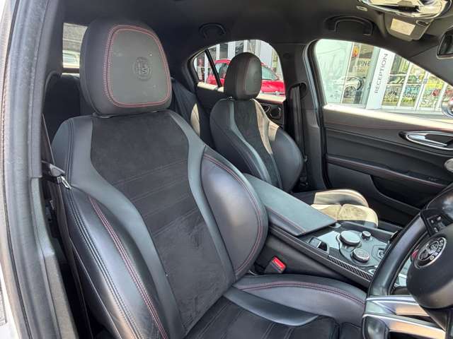 アルファロメオ ジュリア クアドリフォリオ　アルジェント H30年 (東北) 99