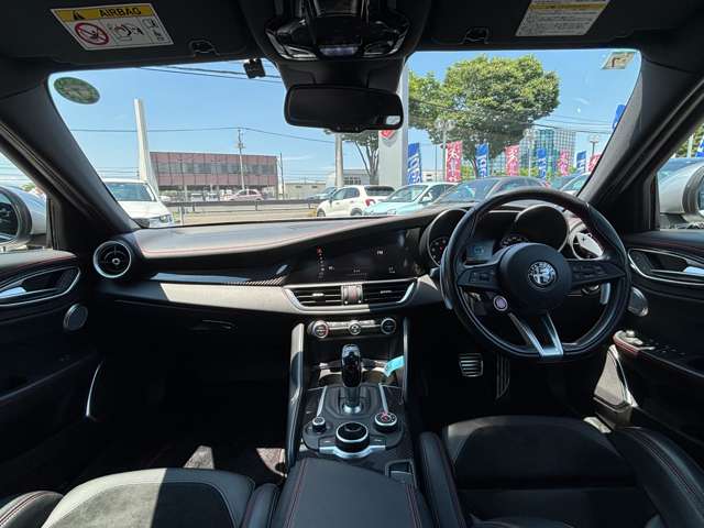 アルファロメオ ジュリア クアドリフォリオ　アルジェント H30年 (東北) 99