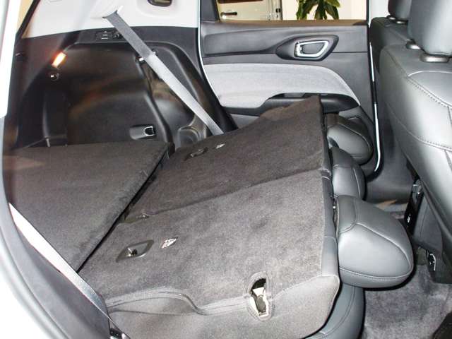 ジープ コンパス ロンジチュード R7年 (東北) 99