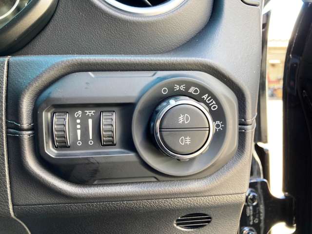 ジープ ラングラー　アンリミテッド アンリミテッド サハラ パワー サイド ステップ ４ＷＤ R7年 (東北) 99