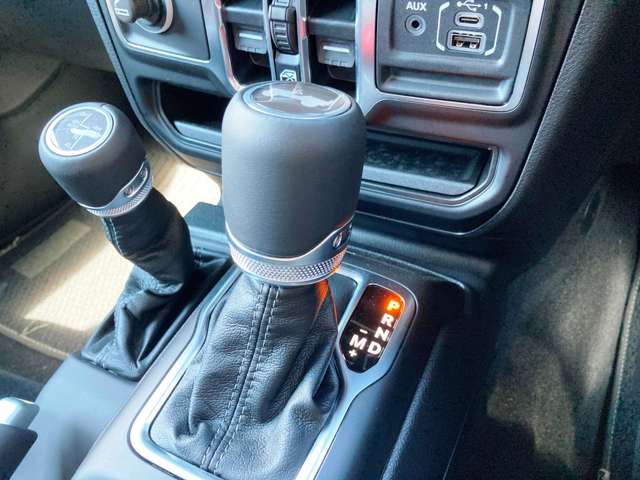 ジープ ラングラー　アンリミテッド アンリミテッド サハラ パワー サイド ステップ ４ＷＤ R7年 (東北) 99